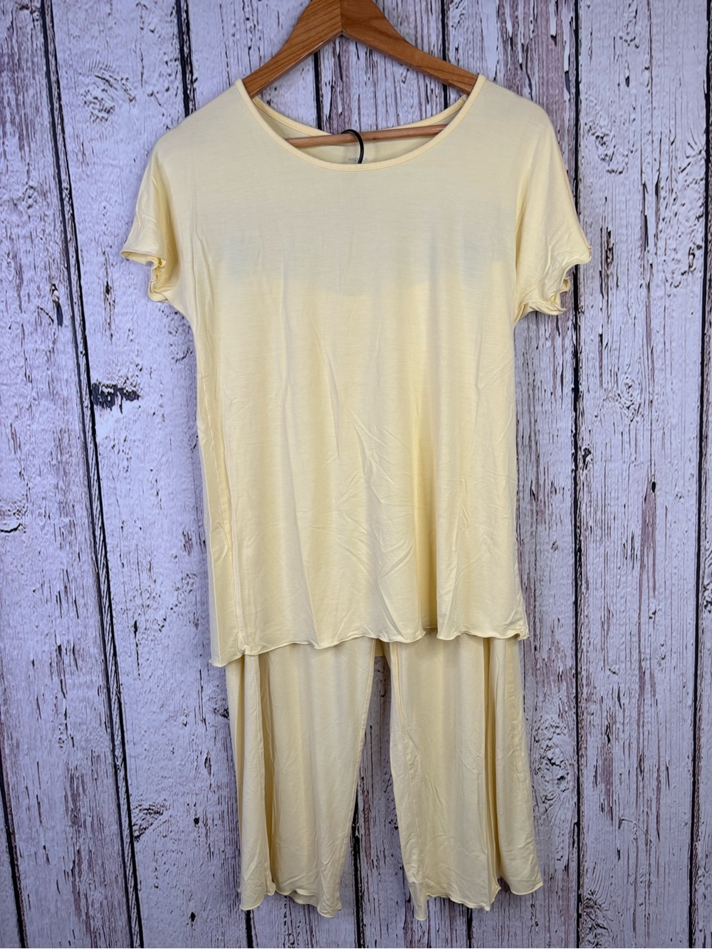 Nachila Bamboo Rayon Pajama Set Butter Yellow Small Short Sleeve Top & Crop Pant